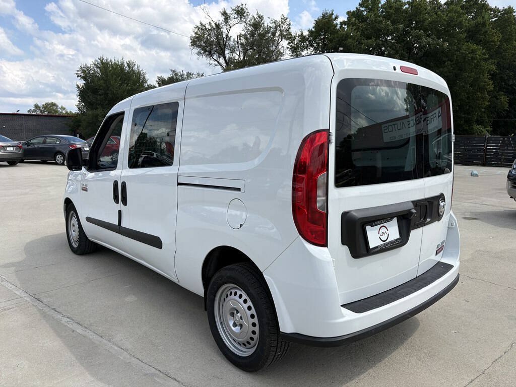 Used 2022 RAM ProMaster City Tradesman FWD image 6