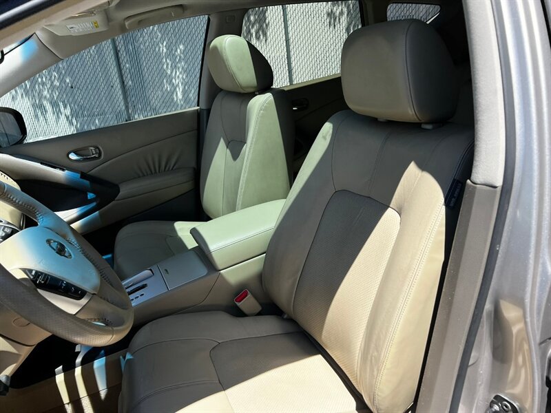 Used 2010 Nissan Murano SL w/ Leather Pkg AWD/4WD image 18