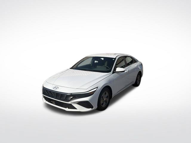 Used 2024 Hyundai Elantra SE FWD image 7