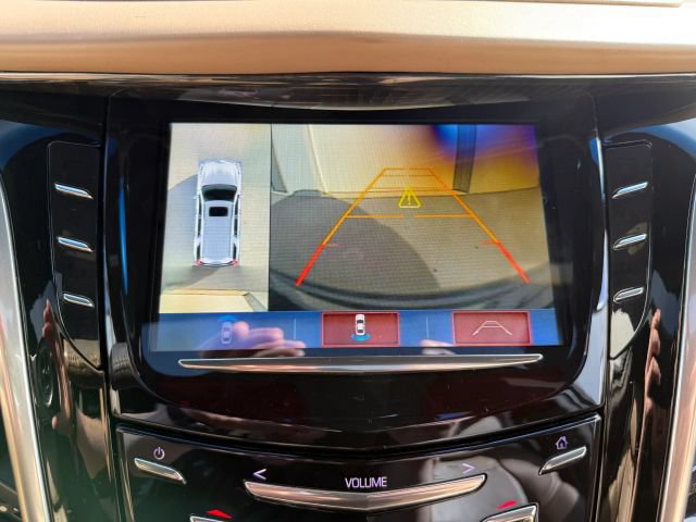 Used 2019 Cadillac Escalade ESV Platinum AWD/4WD image 36