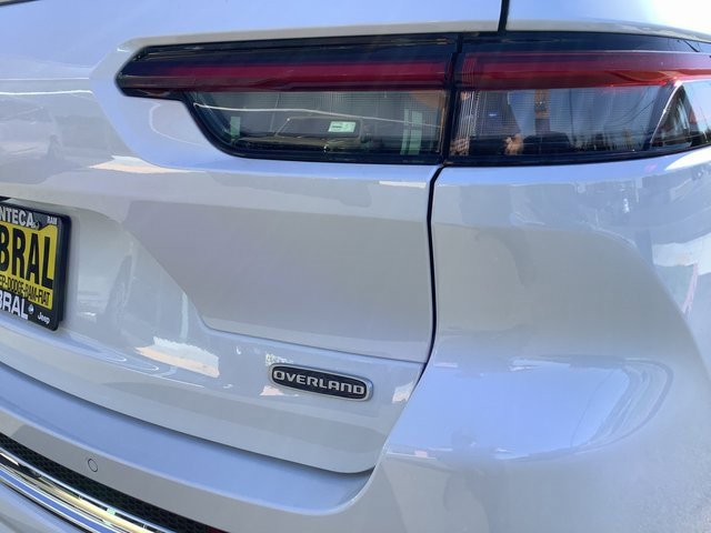 New 2025 Jeep Grand Cherokee L Overland image 47
