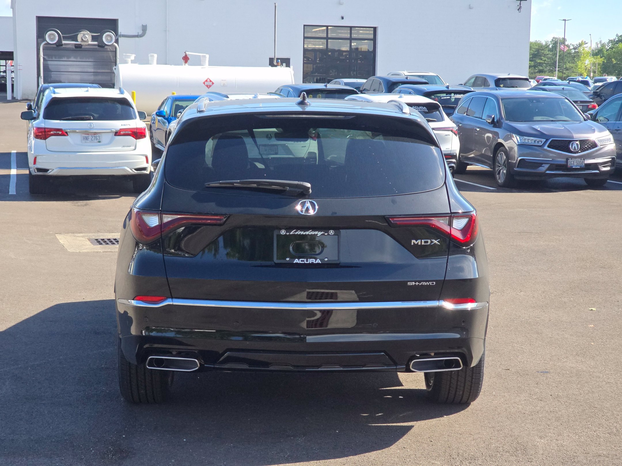 New 2026 Acura MDX w/ Advance Package AWD/4WD image 6