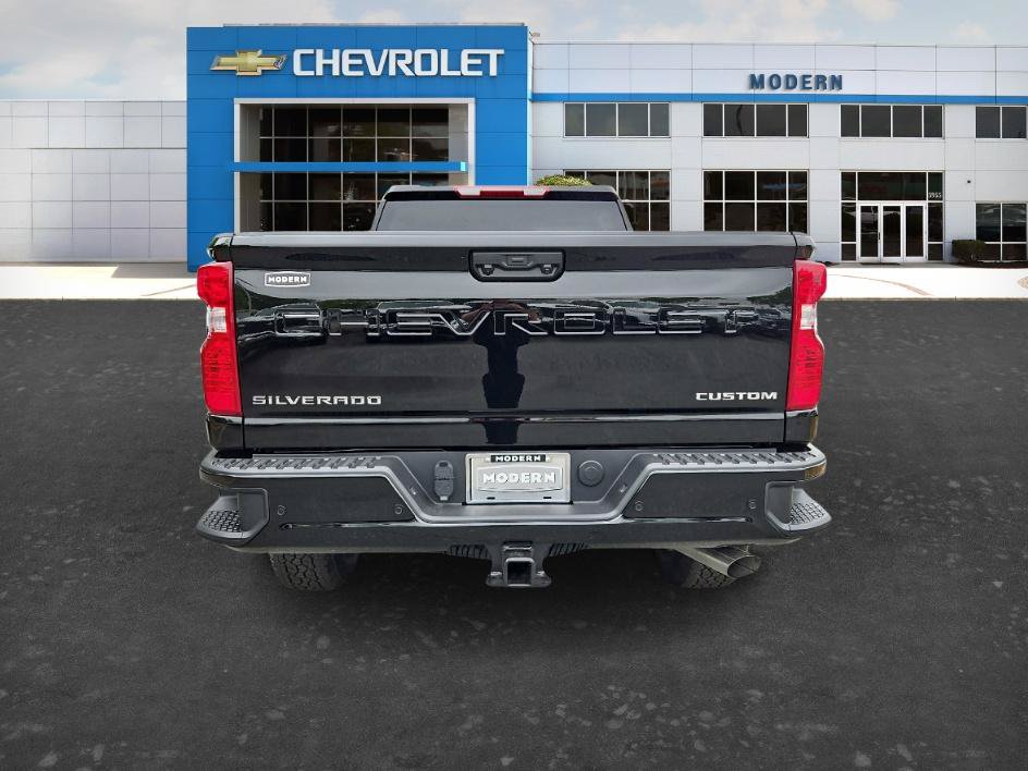 New 2026 Chevrolet Silverado 2500 Custom w/ Custom Value Package AWD/4WD image 4