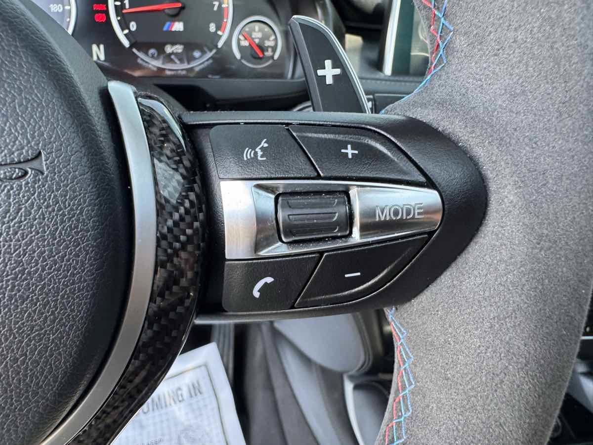 Used 2016 BMW X5 M AWD/4WD image 18