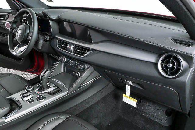New 2026 Alfa Romeo Stelvio Sprint AWD/4WD image 24