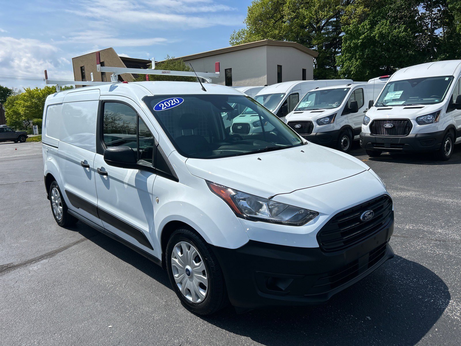Certified 2020 Ford Transit Connect XL FWD image 3