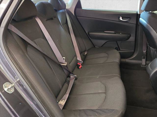 Used 2018 Kia Optima LX FWD image 18