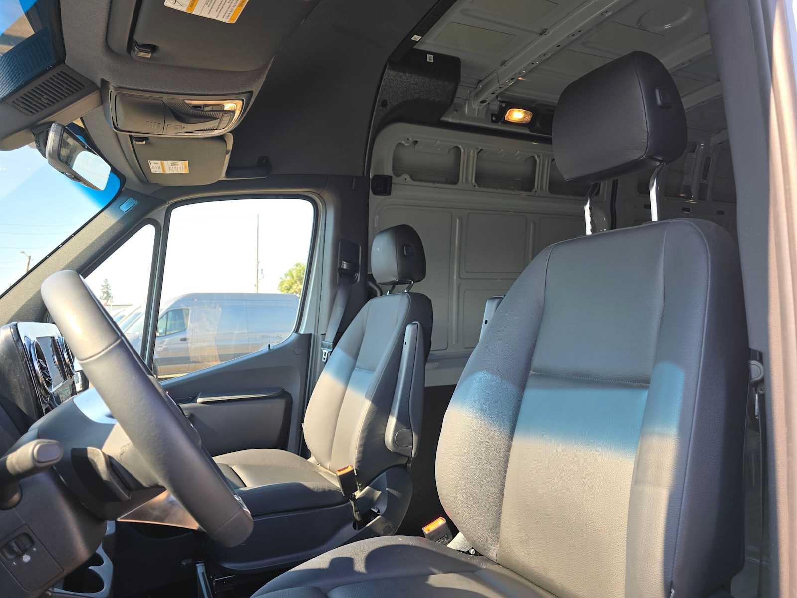 Used 2026 Mercedes-Benz Sprinter 2500 image 22