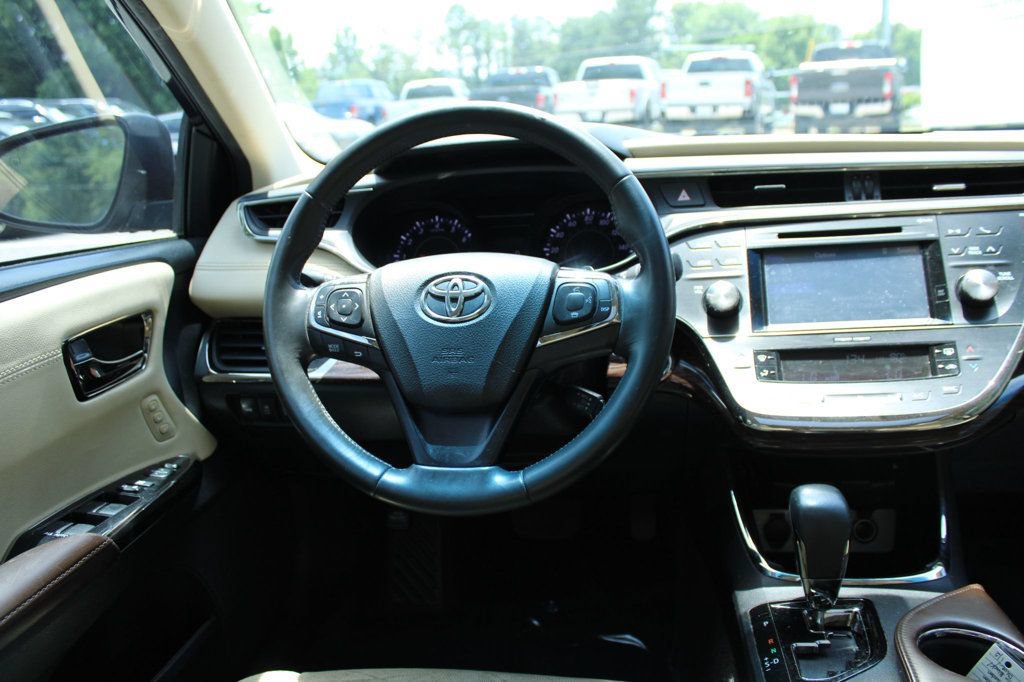 Used 2015 Toyota Avalon XLE Touring FWD image 14