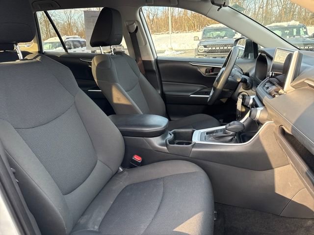 Used 2024 Toyota RAV4 LE image 10