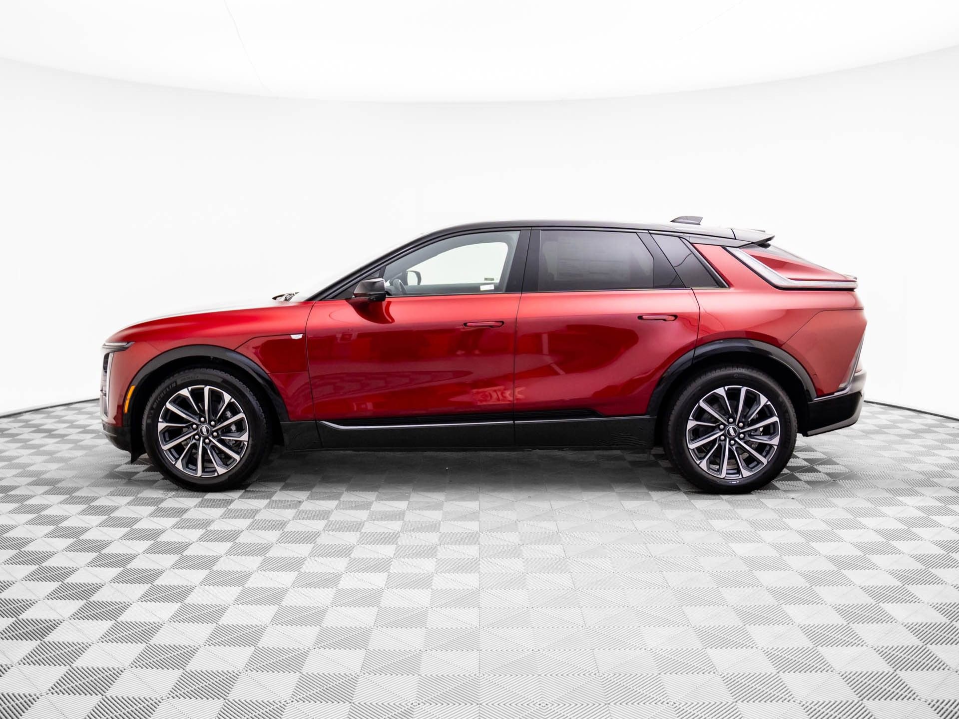 New 2026 Cadillac Lyriq Sport AWD/4WD image 2