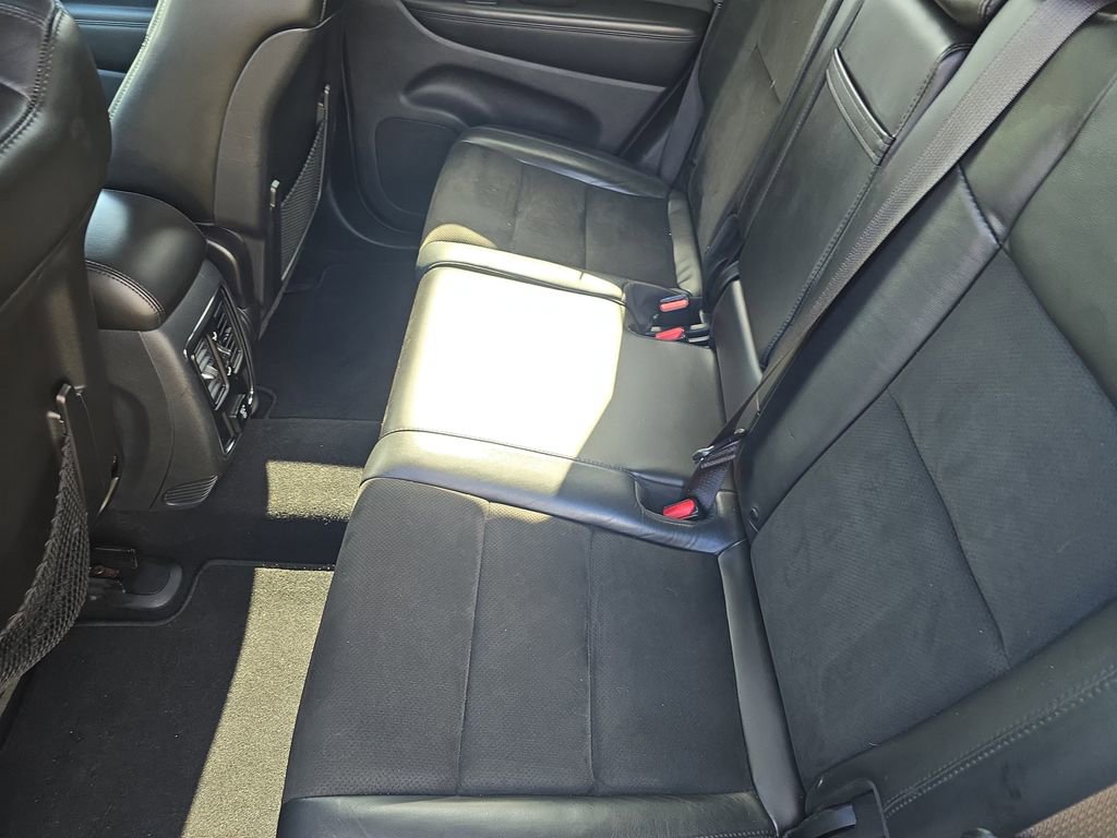 Used 2019 Jeep Grand Cherokee Altitude image 11