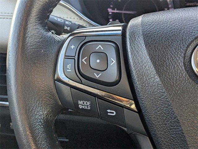 Used 2018 Toyota Avalon XLE Premium image 22