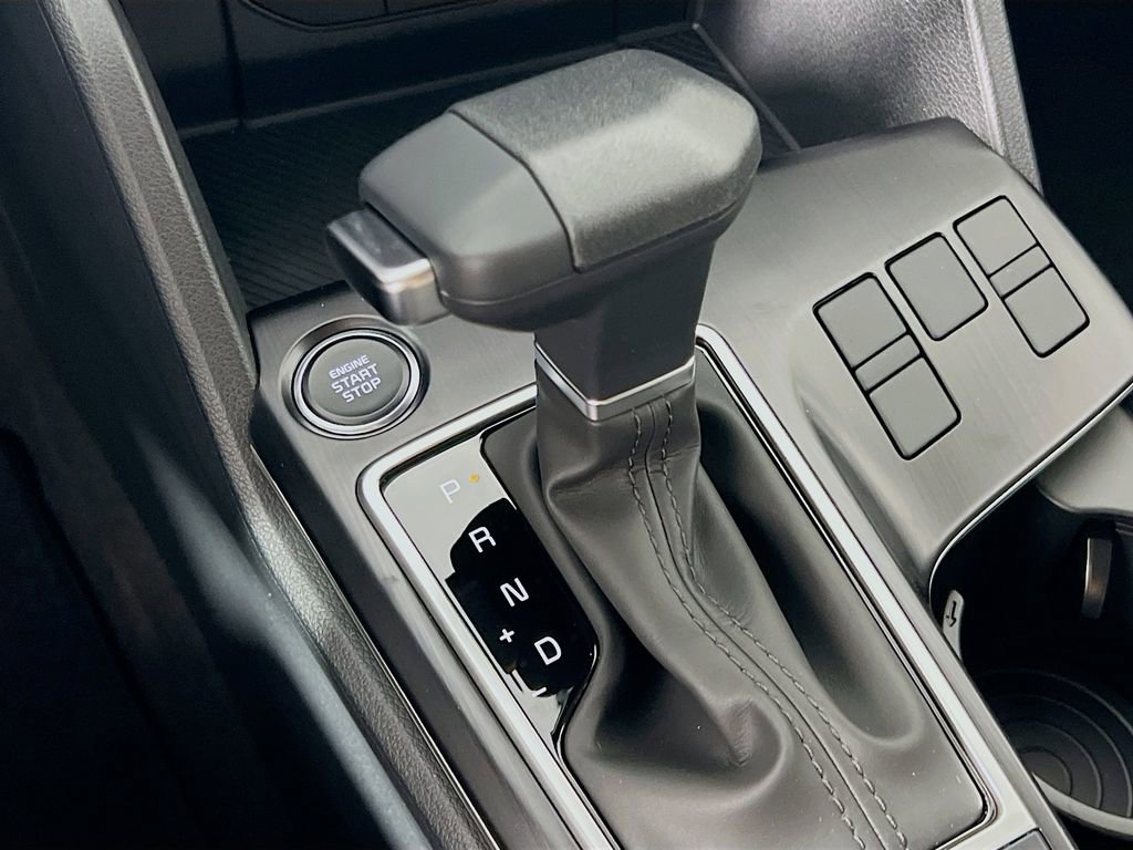 New 2026 Kia Sportage LX FWD image 16