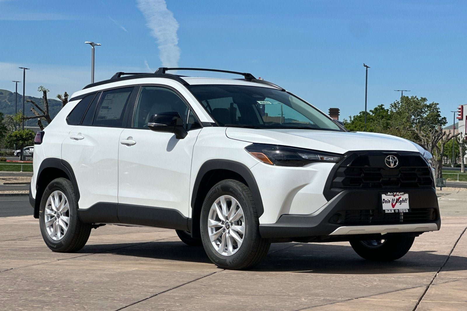 New 2026 Toyota Corolla Cross LE image 2