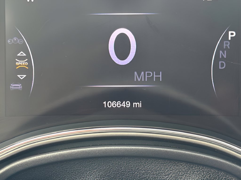 Used 2017 Jeep Grand Cherokee Laredo w/ Quick Order Package 23E AWD/4WD image 19