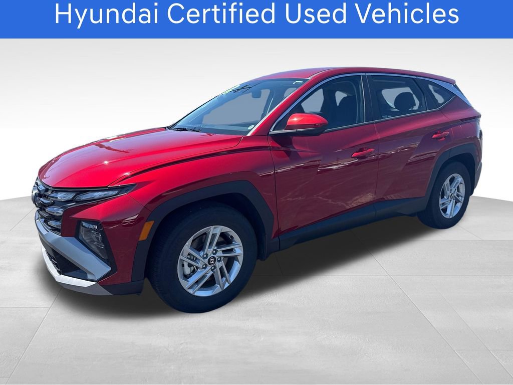 Certified 2025 Hyundai Tucson SE FWD image 1