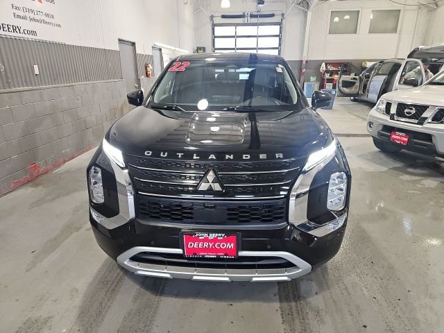 Used 2022 Mitsubishi Outlander SE image 8