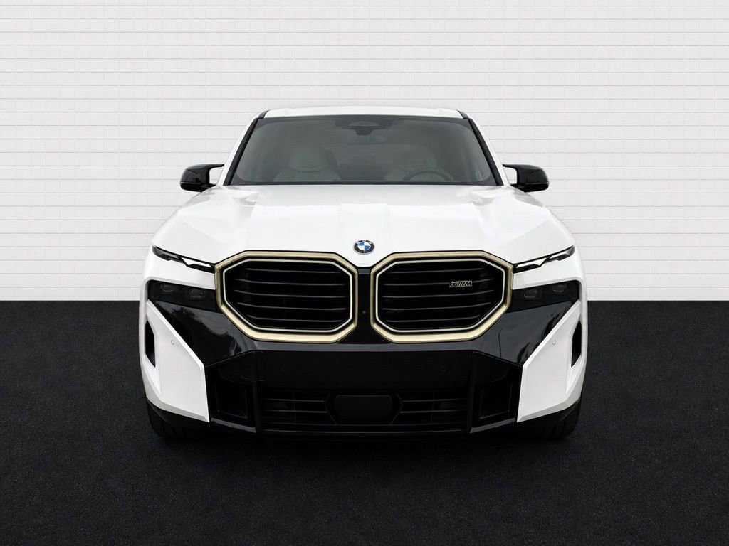 Used 2023 BMW XM AWD/4WD image 2