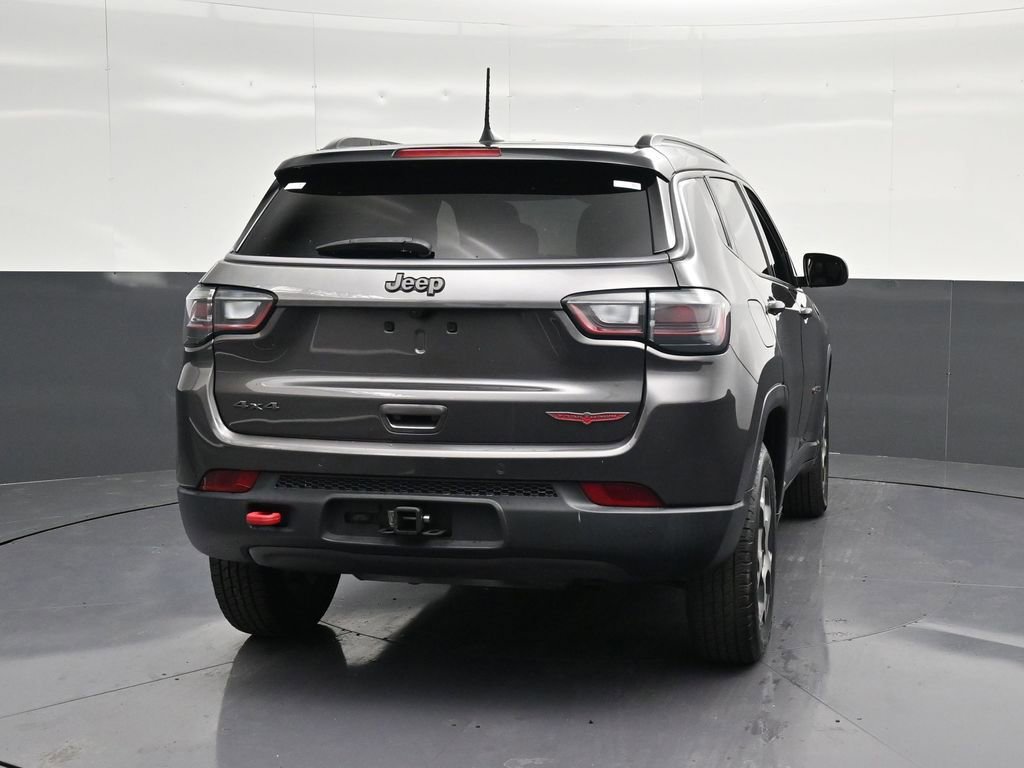 Used 2022 Jeep Compass Trailhawk w/ Trailhawk Elite Group AWD/4WD image 2