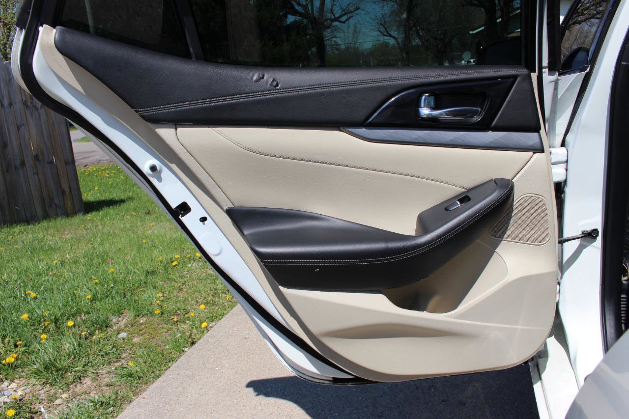 Used 2016 Nissan Maxima 3.5 SL image 32
