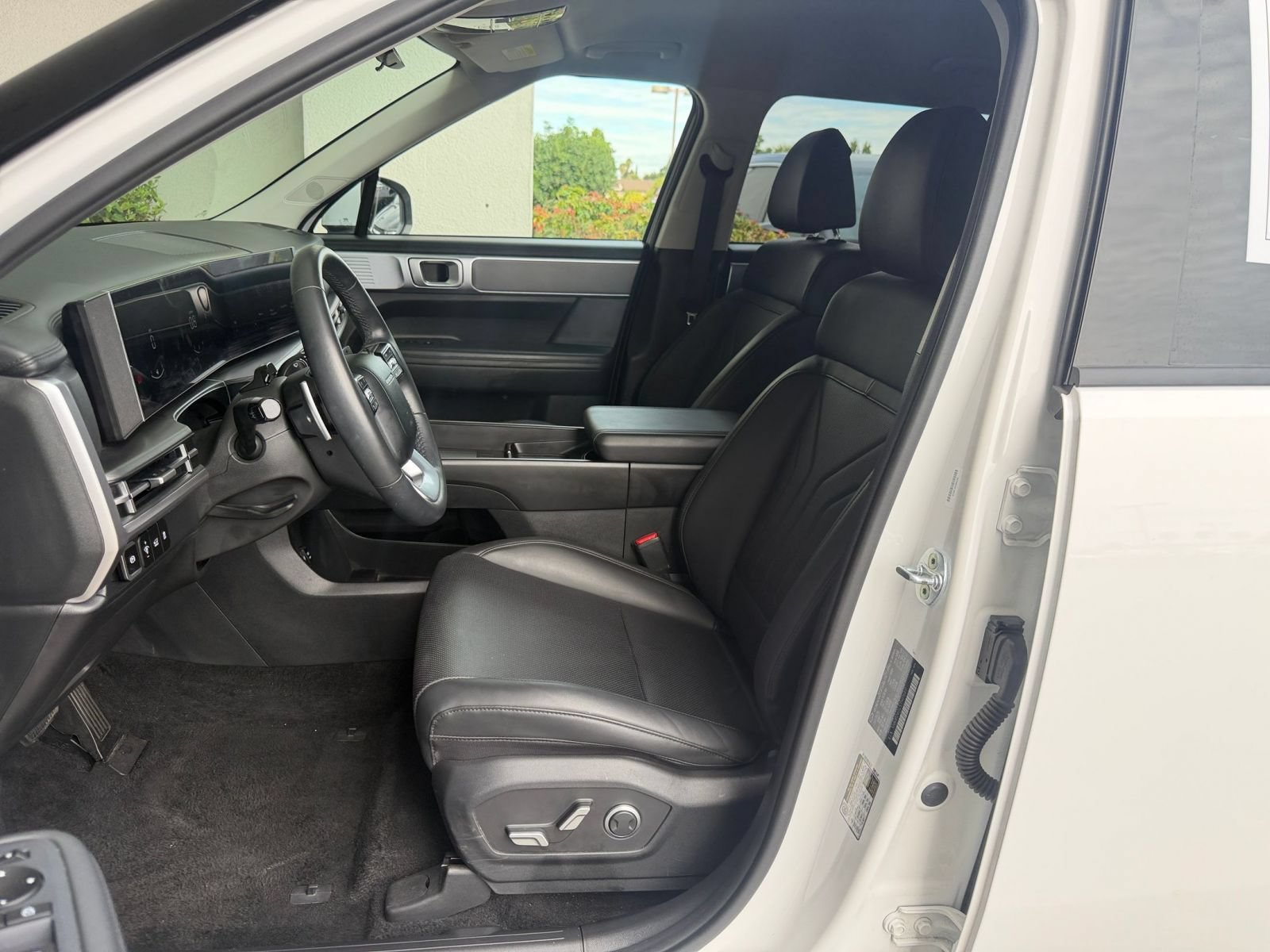 Used 2026 Hyundai Santa Fe SEL FWD image 38