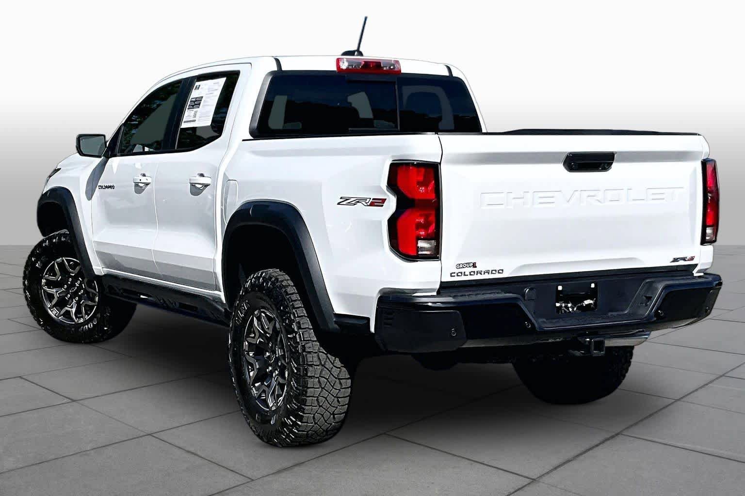 Used 2026 Chevrolet Colorado ZR2 AWD/4WD image 12
