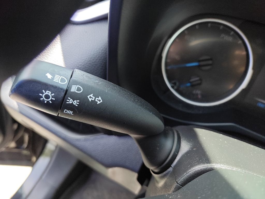 Used 2022 Toyota RAV4 LE AWD/4WD image 10