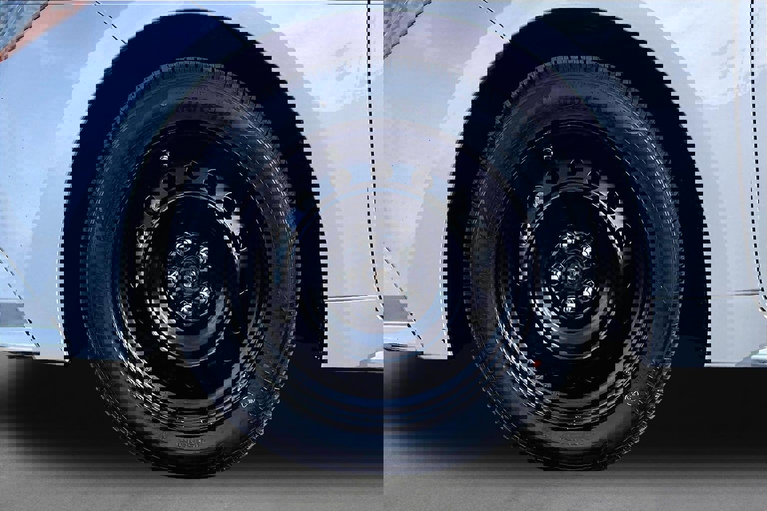 Used 2021 Toyota Corolla LE image 7