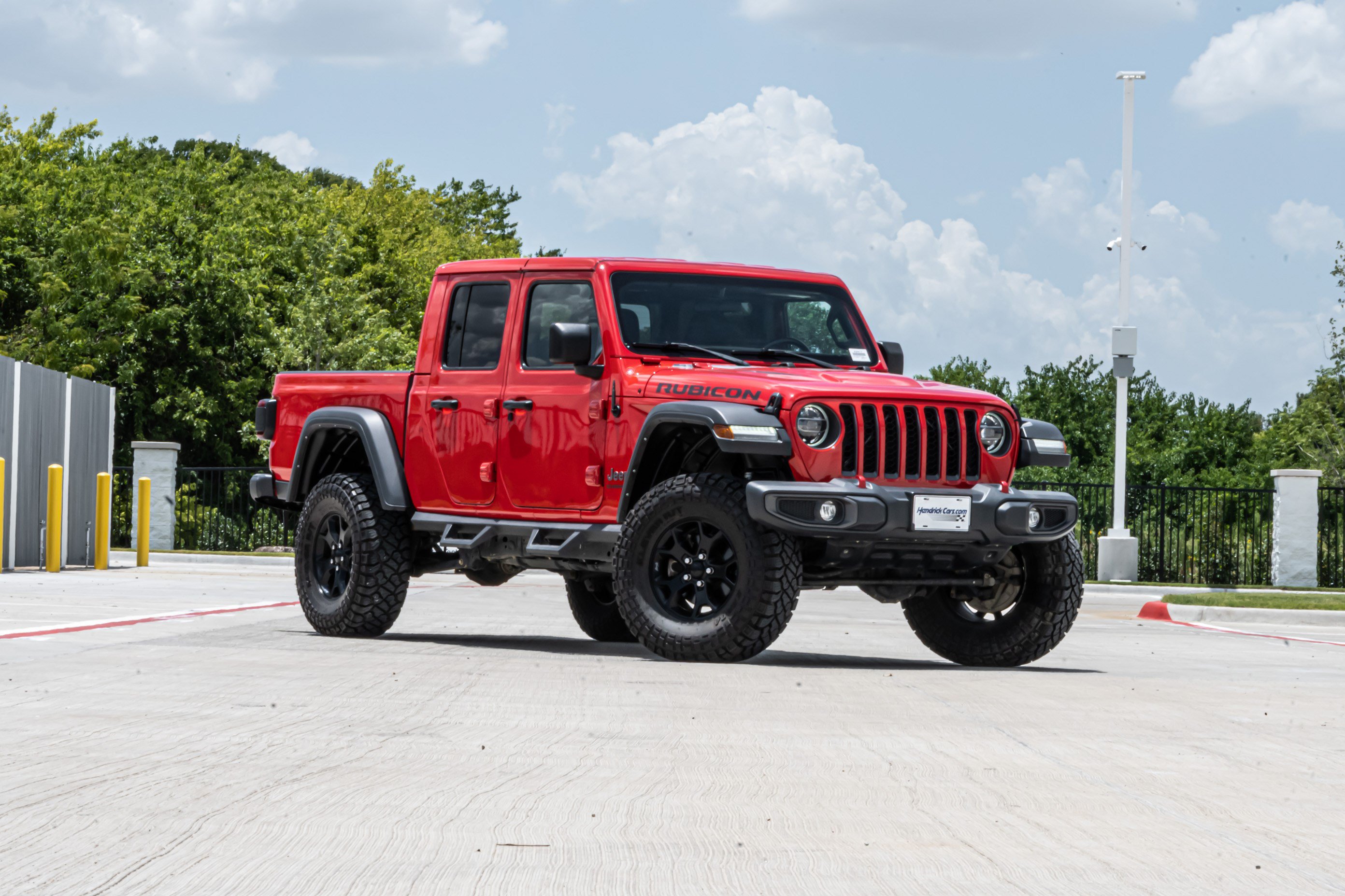 Used 2021 Jeep Gladiator Rubicon w/ LED Lighting Group AWD/4WD image 2