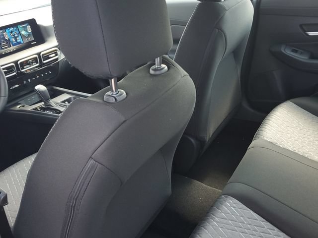 New 2027 Nissan Sentra SV w/ SV Convenience Package FWD image 16