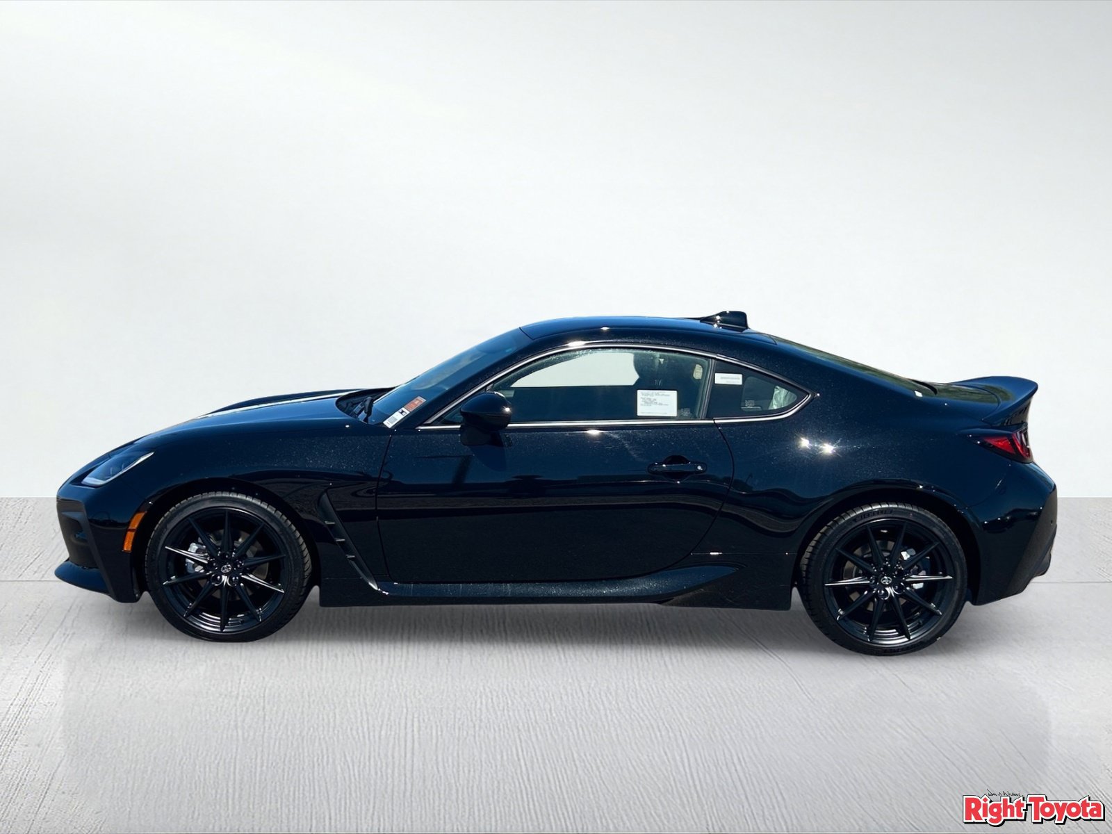 New 2027 Toyota GR86 Premium RWD image 3
