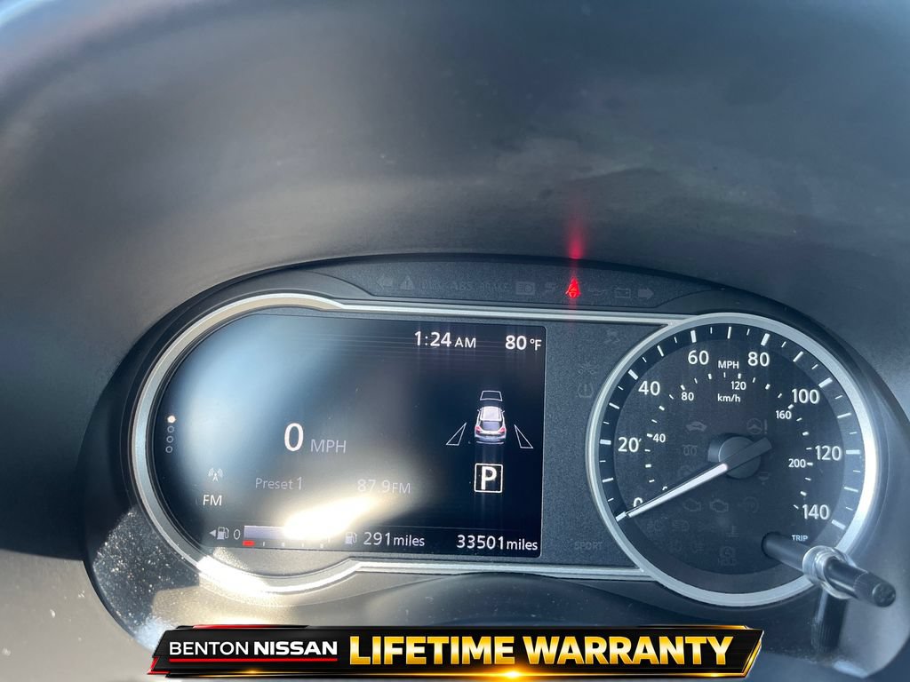 Used 2019 Nissan Kicks SR w/ SR Premium Package FWD image 13