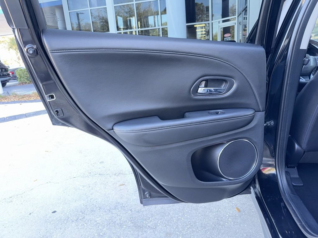 Used 2019 Honda HR-V Touring image 22