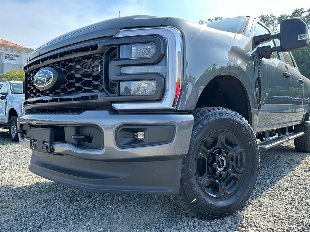 New 2026 Ford F250 XL w/ STX Appearance Package AWD/4WD image 32