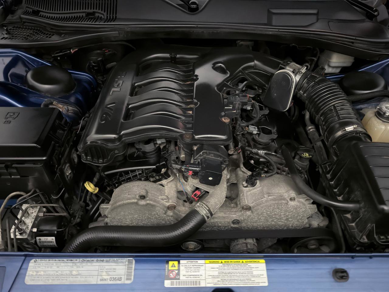 Used 2010 Dodge Challenger SE image 29