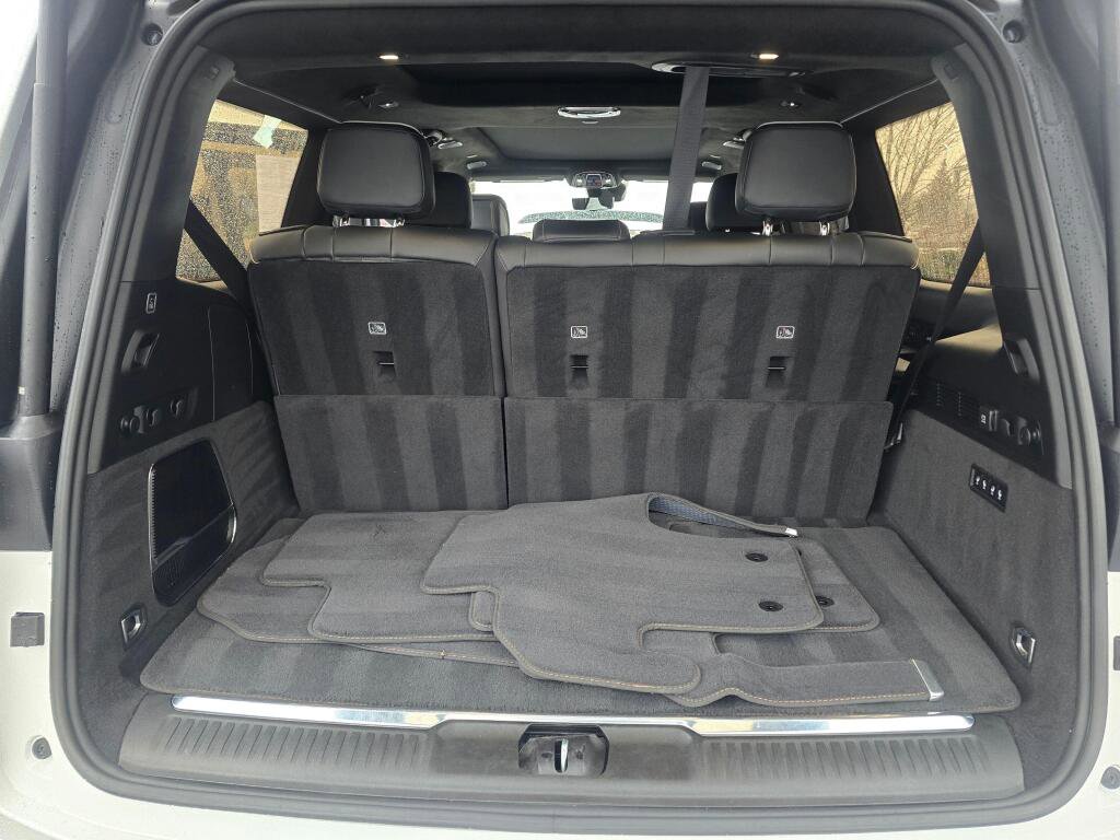 Used 2022 Jeep Grand Wagoneer Series III image 13