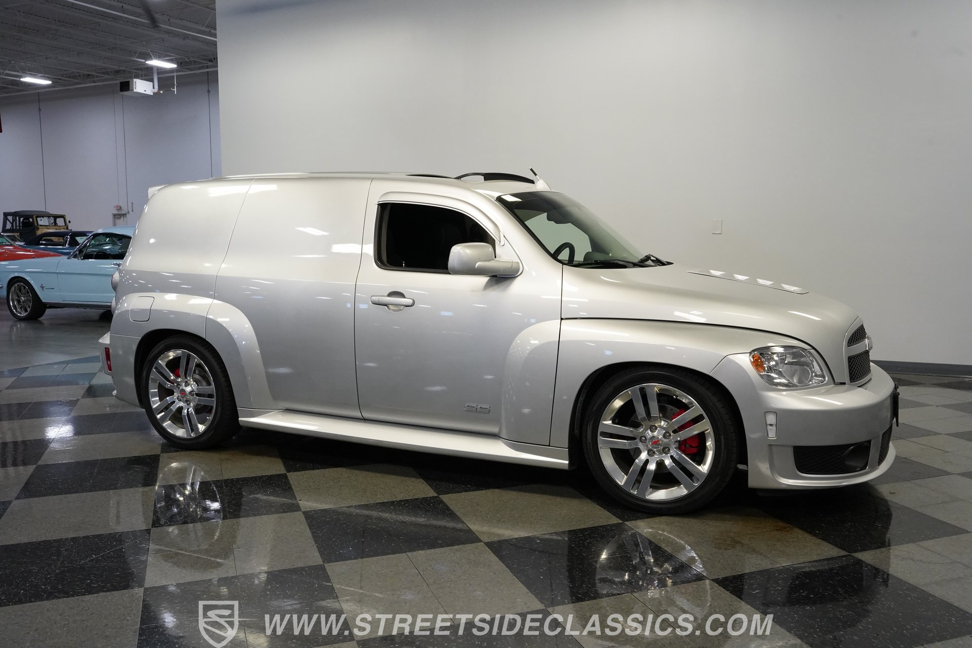 Used 2009 Chevrolet HHR SS FWD image 16