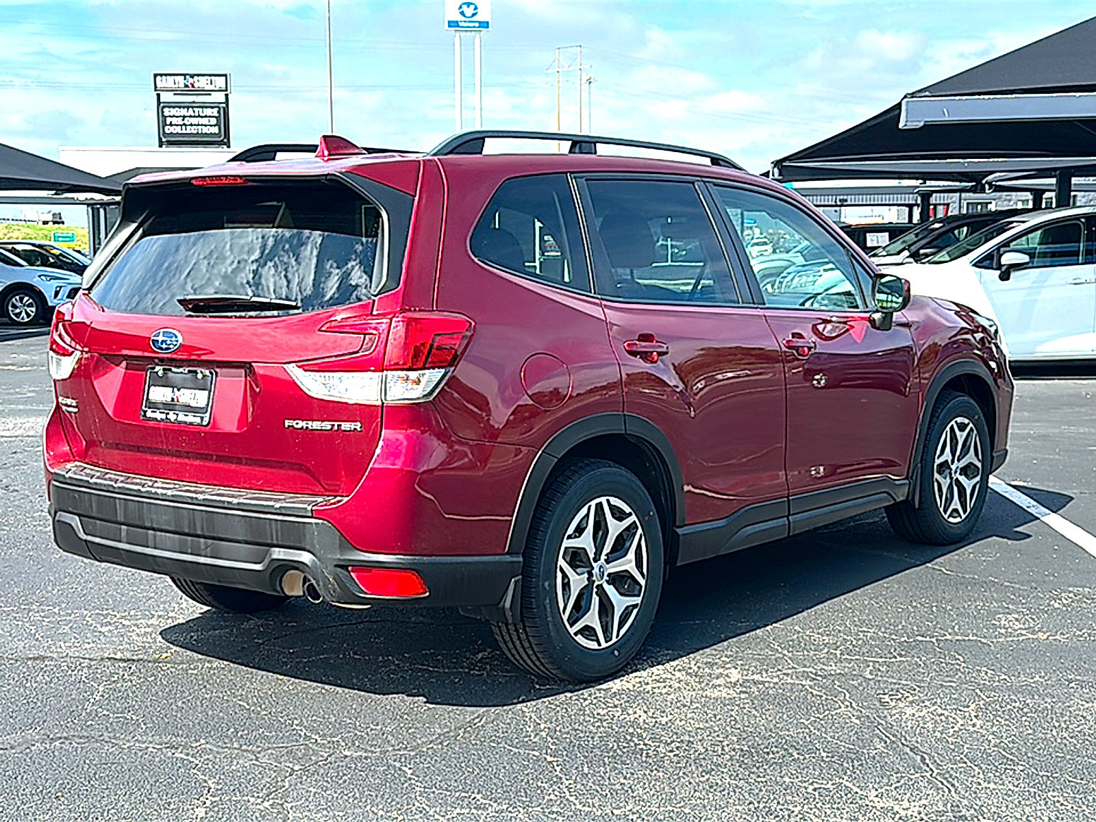 Used 2021 Subaru Forester Premium AWD/4WD image 8