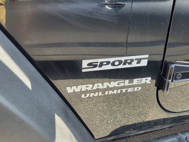 Used 2017 Jeep Wrangler Unlimited Sport AWD/4WD image 5