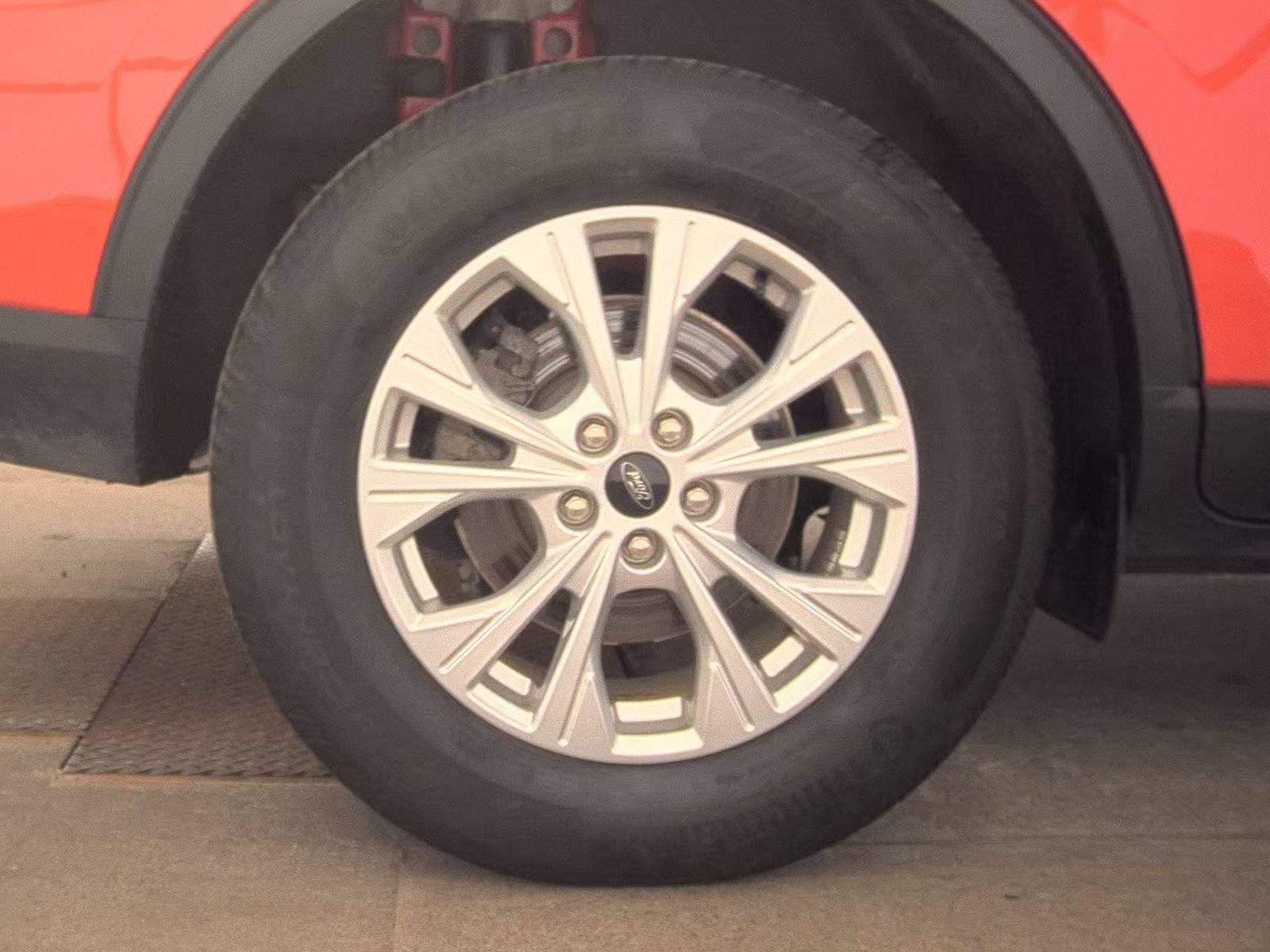 Used 2024 Ford Escape Active w/ Tech Pack #1 AWD/4WD image 12