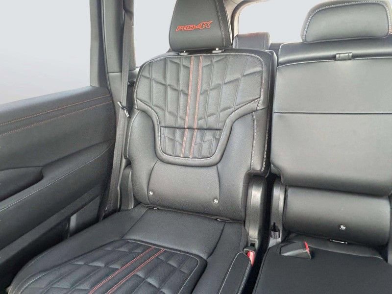New 2025 Nissan Armada PRO-4X AWD/4WD image 21