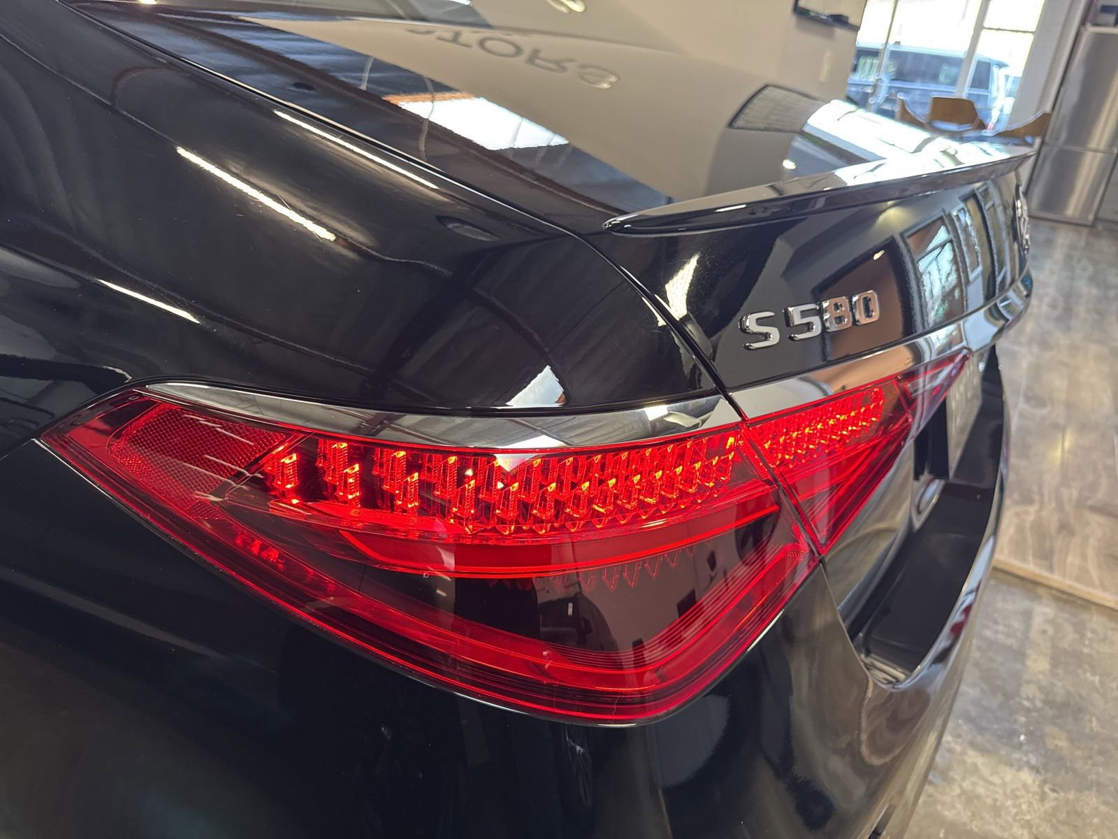 Used 2022 Mercedes-Benz S 580 4MATIC Sedan image 18