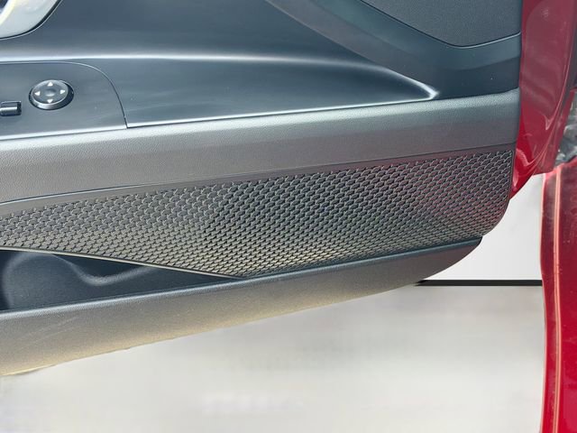 Certified 2025 Hyundai Elantra SEL FWD image 18