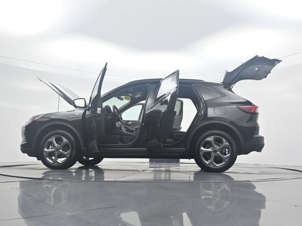 Used 2025 Ford Escape ST-Line AWD/4WD image 44