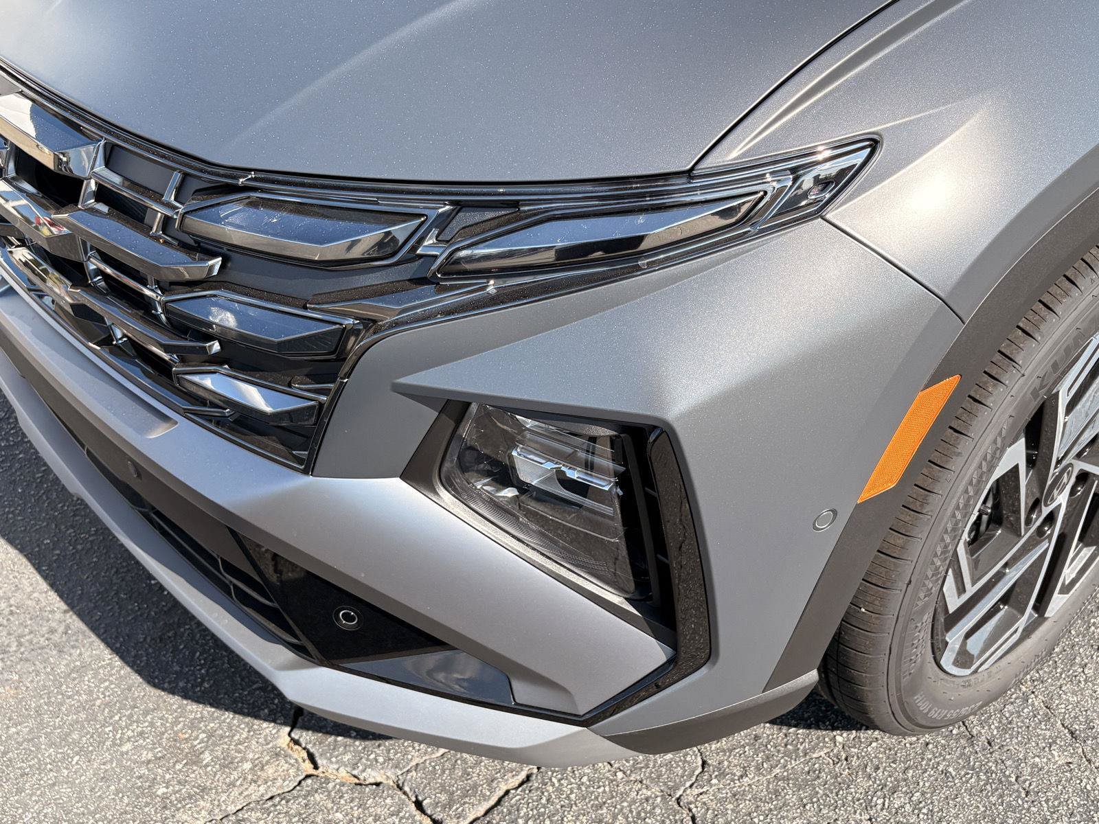 New 2026 Hyundai Tucson Limited FWD image 12