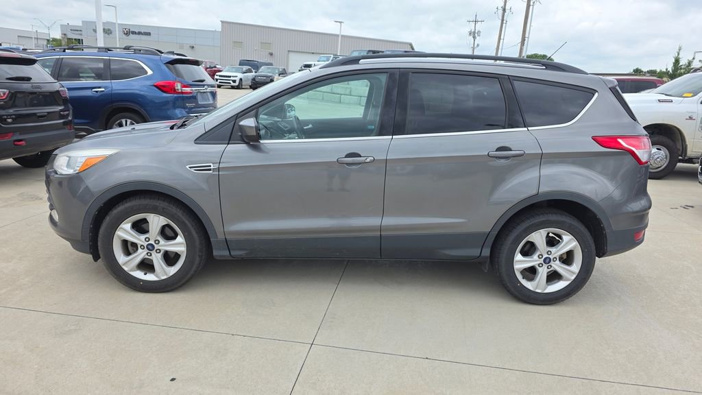Used 2014 Ford Escape SE w/ Equipment Group 201A FWD image 2