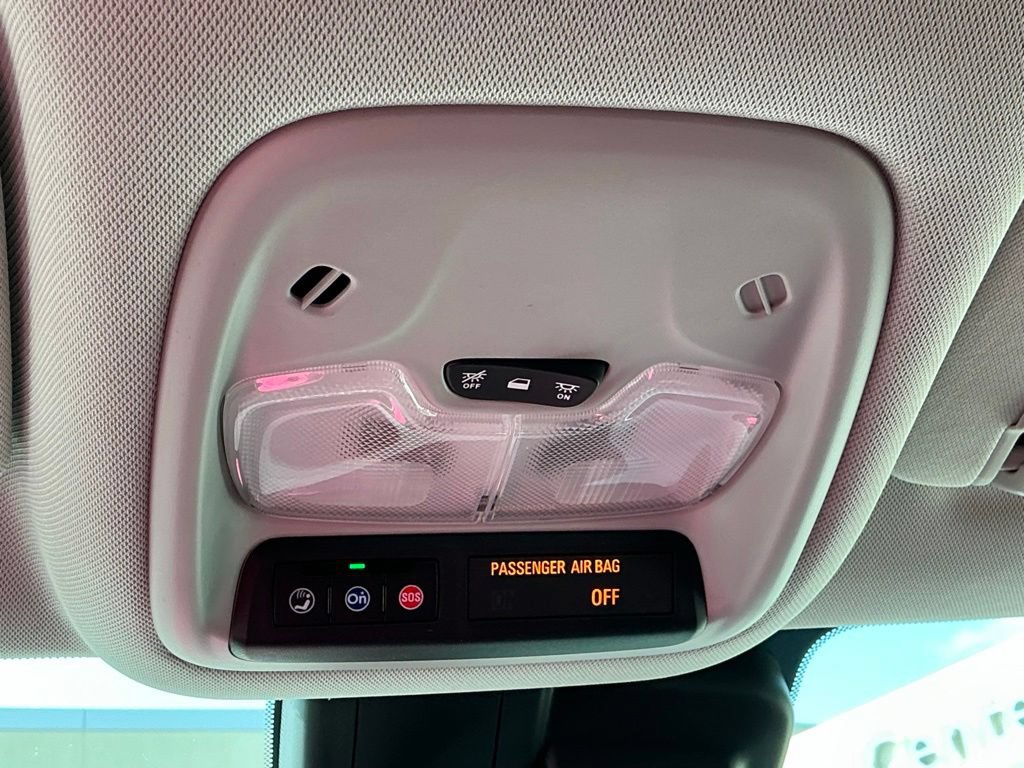 Used 2025 Chevrolet TrailBlazer LT AWD/4WD image 35