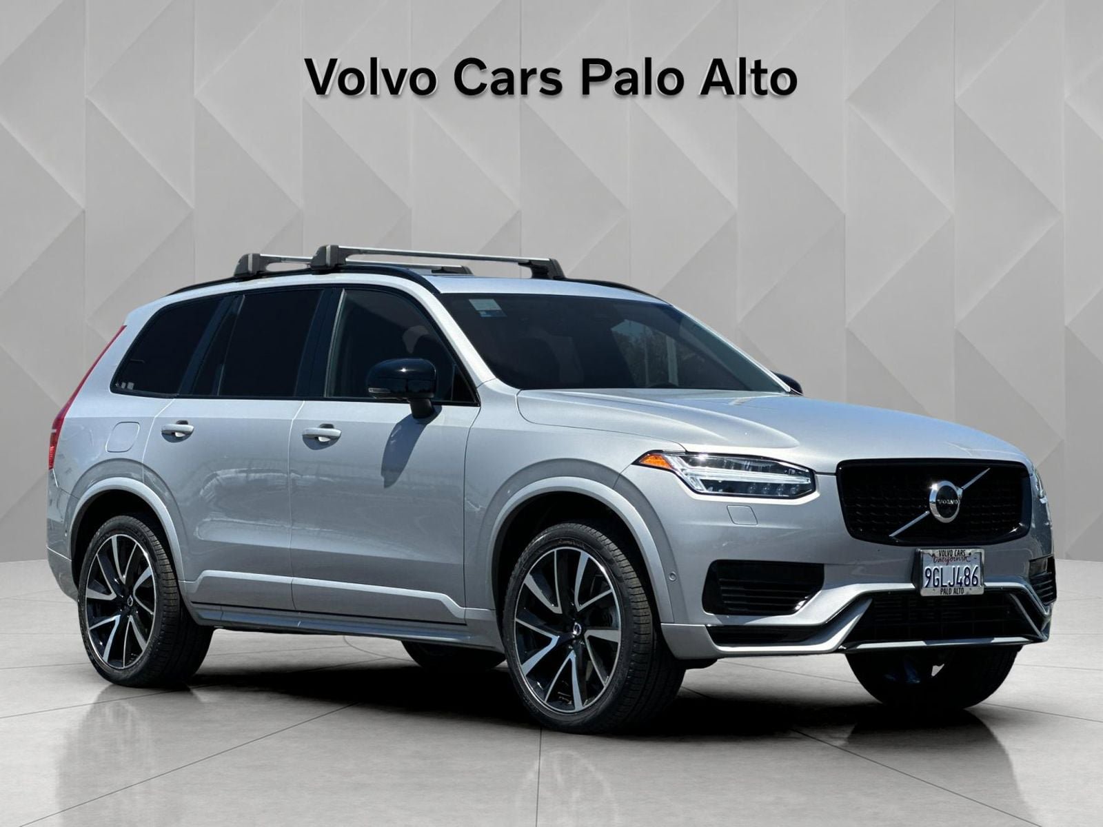 Certified 2023 Volvo XC90 T8 Ultimate w/ Protection Package Premier AWD/4WD image 14