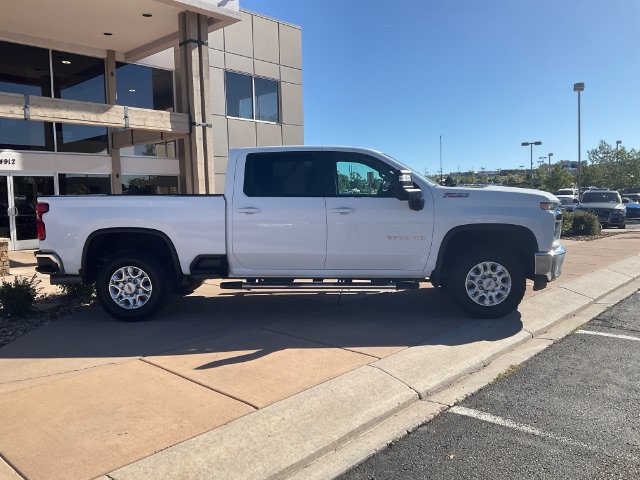 Used 2023 Chevrolet Silverado 2500 LT w/ Convenience Package AWD/4WD image 3